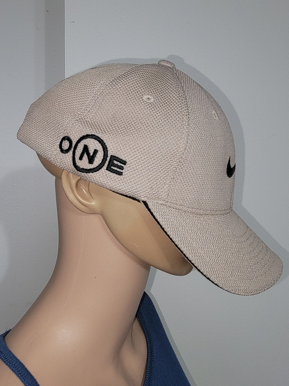 Nike MENS GOLF Beige 'One' Embroidered Cap